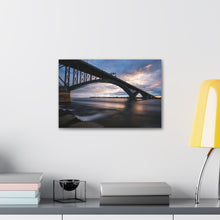 Cargar imagen en el visor de la galería, Arte de pared con diseño de puente de la paz Buffalo NY