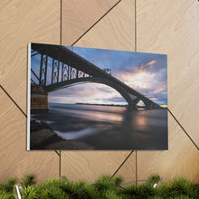 Cargar imagen en el visor de la galería, Arte de pared con diseño de puente de la paz Buffalo NY