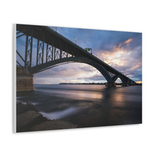 Cargar imagen en el visor de la galería, Arte de pared con diseño de puente de la paz Buffalo NY
