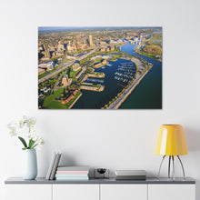 Cargar imagen en el visor de la galería, Arte de pared aéreo frente al mar de Buffalo