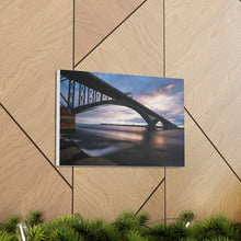 Cargar imagen en el visor de la galería, Arte de pared con diseño de puente de la paz Buffalo NY