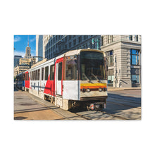 Cargar imagen en el visor de la galería, Arte de la pared de la lona del ferrocarril del metro de Buffalo