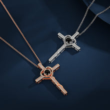 Cargar imagen en el visor de la galería, Collar con colgante de cruz de proyección fotográfica de búfalo