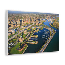 Cargar imagen en el visor de la galería, Arte de pared aéreo frente al mar de Buffalo