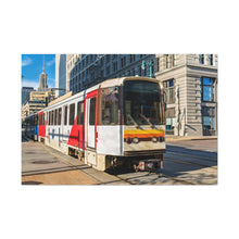 Cargar imagen en el visor de la galería, Arte de la pared de la lona del ferrocarril del metro de Buffalo