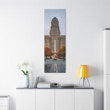 将图片加载到图库查看器,布法罗市政厅和街头帆布包裹墙艺术