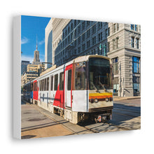 Cargar imagen en el visor de la galería, Arte de la pared de la lona del ferrocarril del metro de Buffalo
