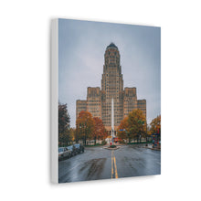 将图片加载到图库查看器,布法罗市政厅和街头帆布包裹墙艺术