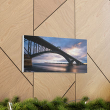 Cargar imagen en el visor de la galería, Arte de pared con diseño de puente de la paz Buffalo NY