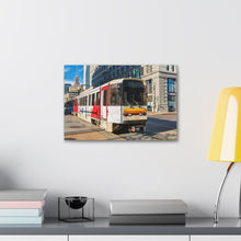 Cargar imagen en el visor de la galería, Arte de la pared de la lona del ferrocarril del metro de Buffalo