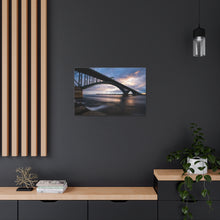 Cargar imagen en el visor de la galería, Arte de pared con diseño de puente de la paz Buffalo NY