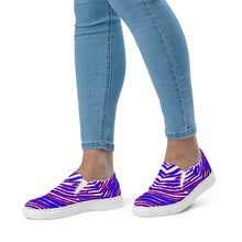 Load image into Gallery viewer, Buffalo Zubaz Women’s Slip-On Canvas Shoes
