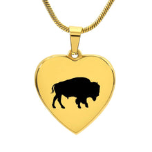 Cargar imagen en el visor de la galería, Collar de corazón grabado de búfalo
