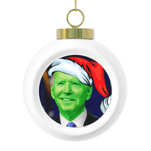 Cargar imagen en el visor de la galería, Joe Biden robó el adorno de bola de Navidad de la economía
